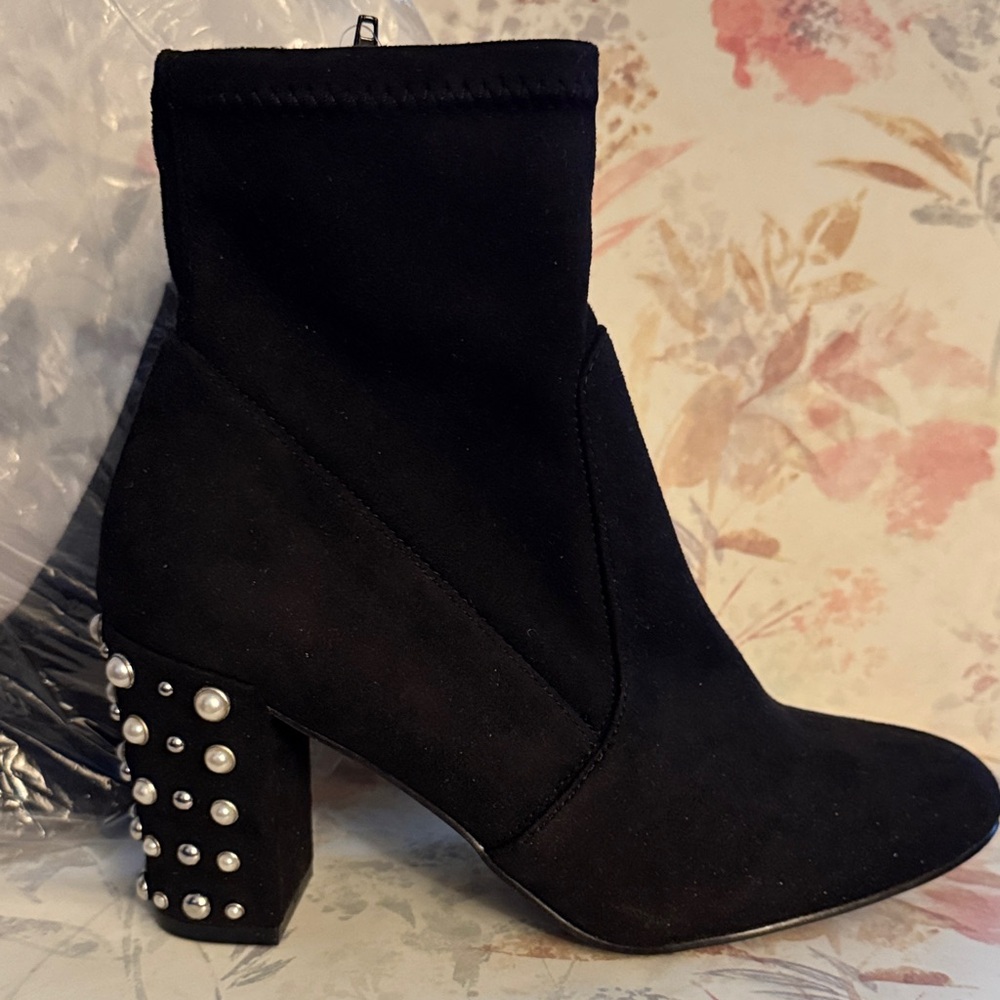 Steve Madden Black Heeled Boots with Pearl Details